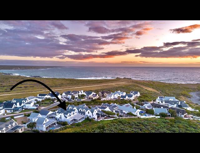 5 BEDROOM HOUSE FOR SALE IN GROTTO BAY